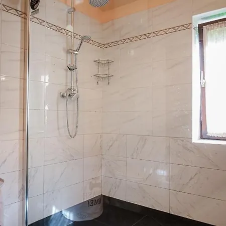 And Tacy Apartman Abbázia