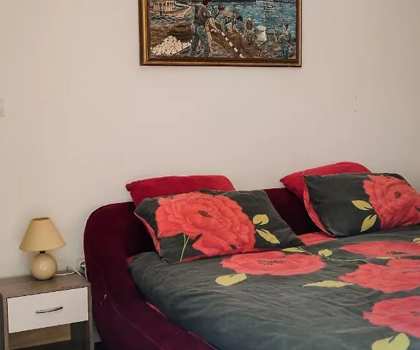 And Tacy Apartman Opatija